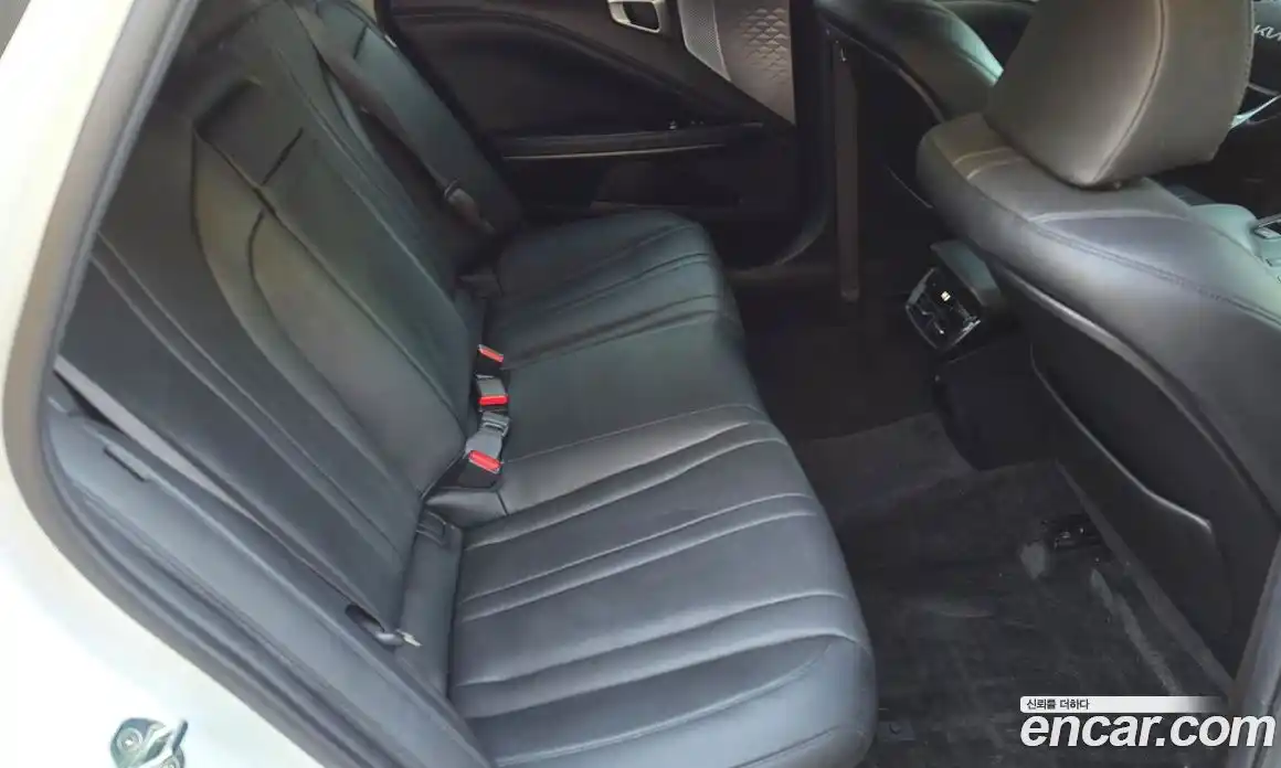 Kia K8 2023 2.5 Автомат в Москве № 133368, фото 12