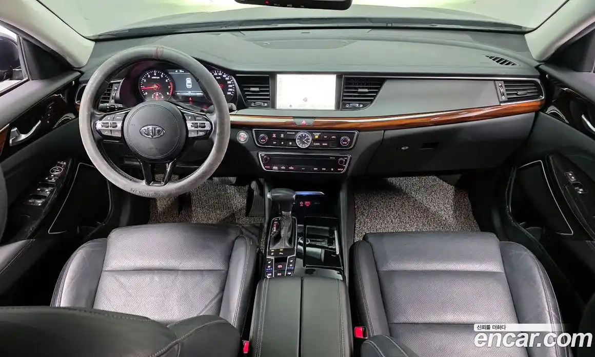 Kia K7 2017 2.4 Автомат в Москве № 133676, фото 7