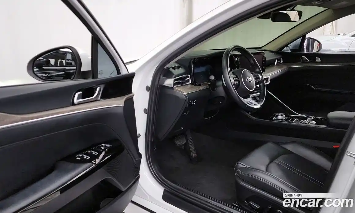 Kia K5 2021 2.0 Автомат в Москве № 133971, фото 10