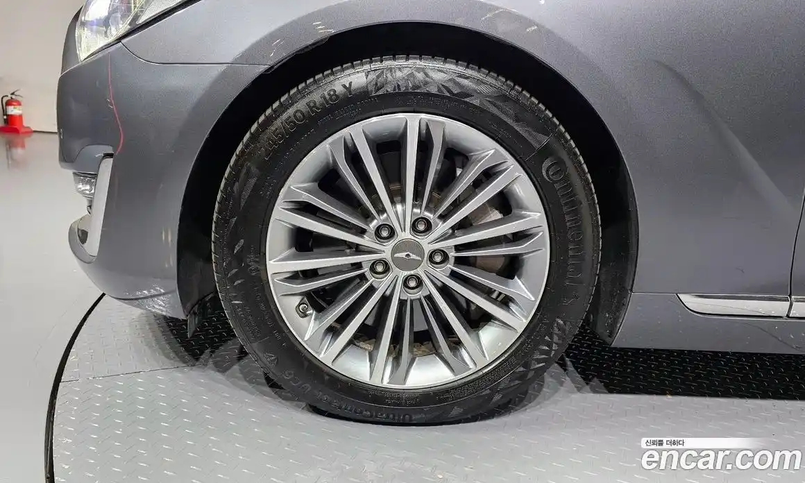 Genesis EQ900 2016 3.3 Автомат в Москве № 134587, фото 15