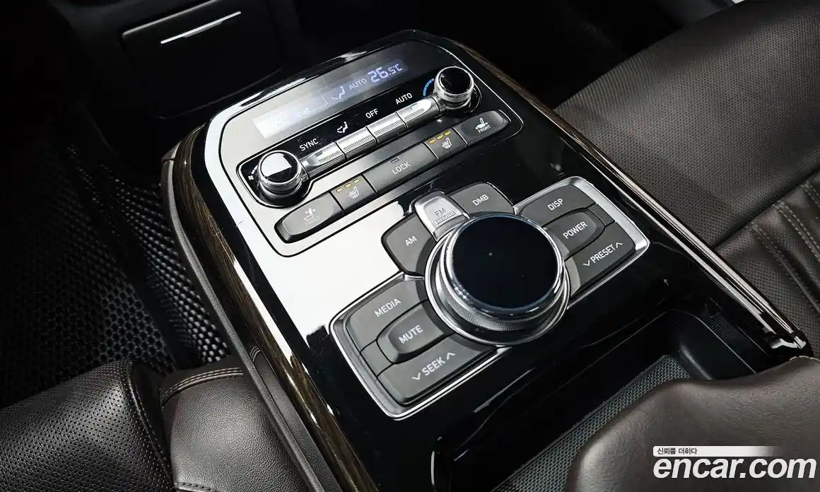 Genesis EQ900 2016 3.3 Автомат в Москве № 134587, фото 20