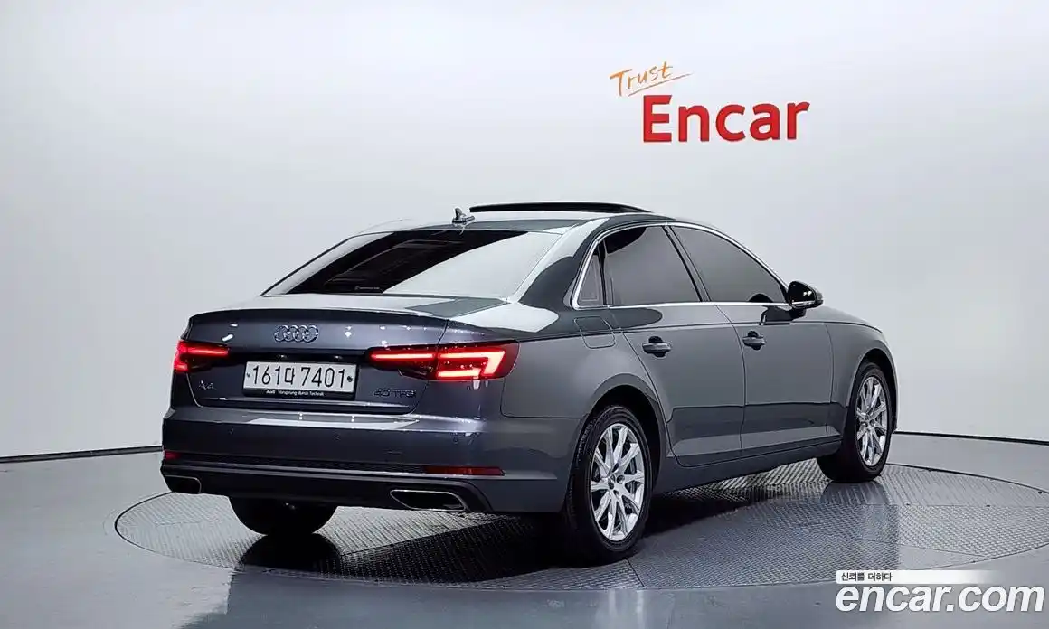 Audi A4 2019 2.0 Автомат в Москве № 135386, фото 3