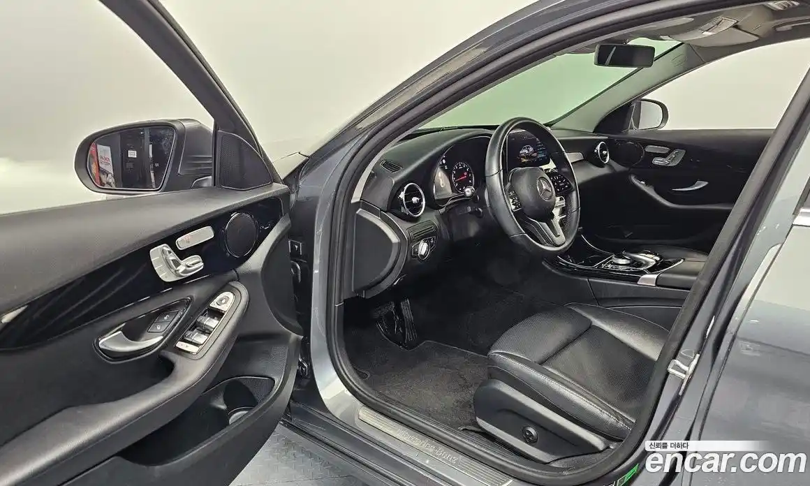 Mercedes-Benz C-Class 2020 2.0 Автомат в Москве № 136013, фото 13