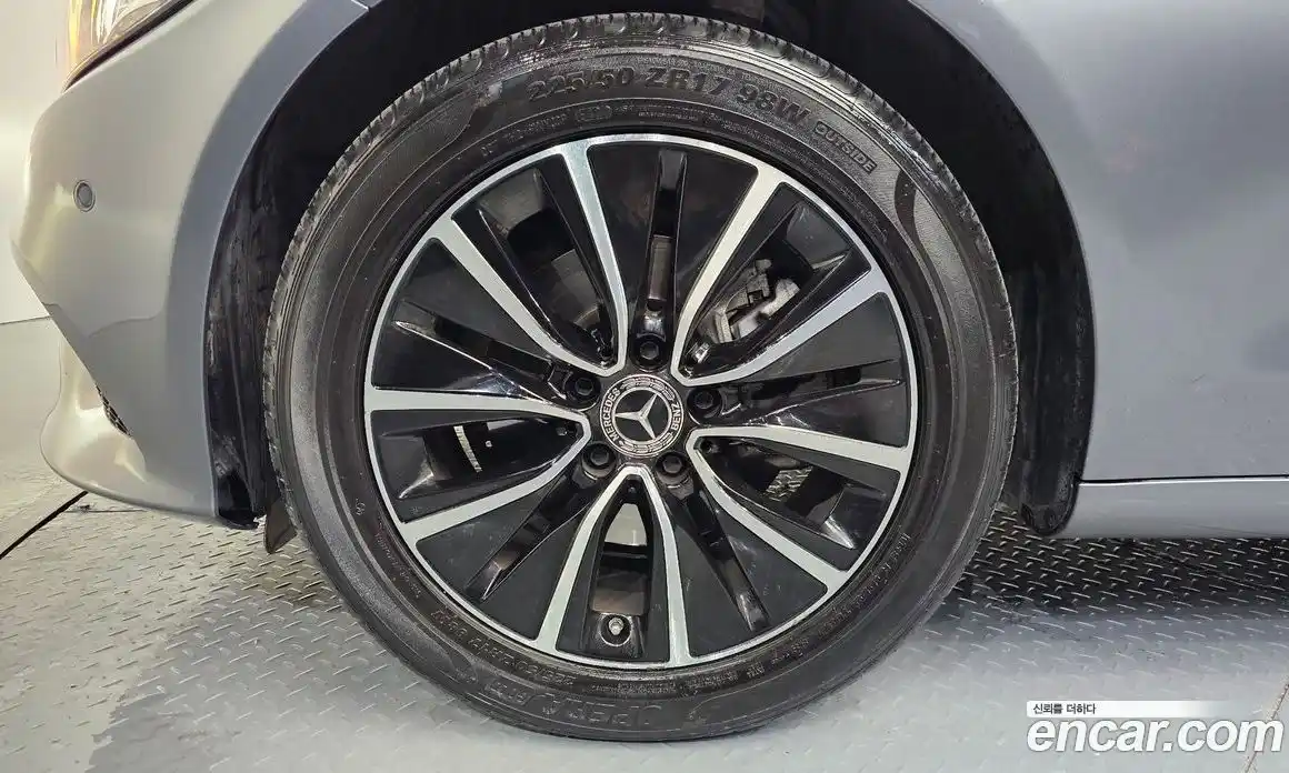 Mercedes-Benz C-Class 2020 2.0 Автомат в Москве № 136013, фото 3