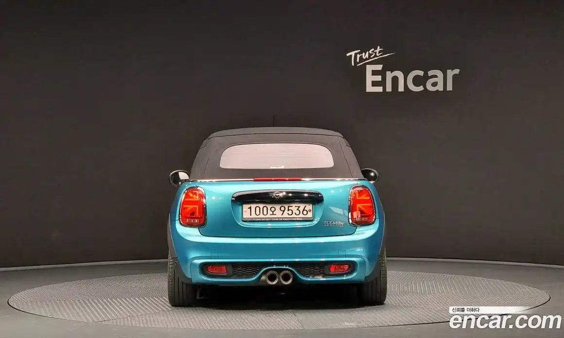 Mini Cooper Convertible 2017 2.0 Автомат в Москве № 136742, фото 20