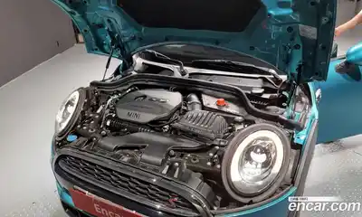 Mini Cooper Convertible 2017 2.0 Автомат в Москве № 136742, миниатюра 6