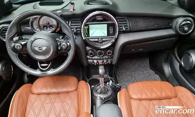 Mini Cooper Convertible 2017 2.0 Автомат в Москве № 136742, миниатюра 7