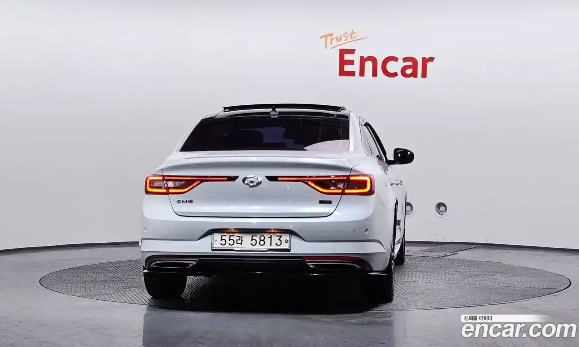 Renault SM6 2016 1.6 Автомат в Москве № 137411, фото 1