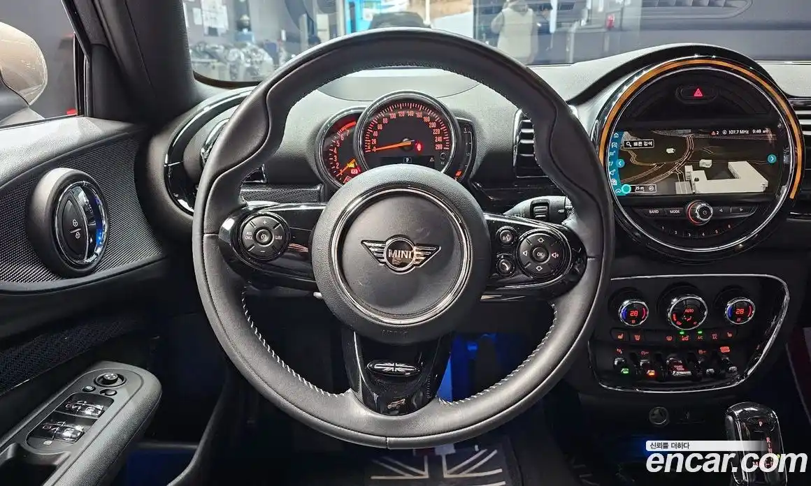 Mini Clubman 2020 1.5 Автомат в Москве № 144965, фото 15