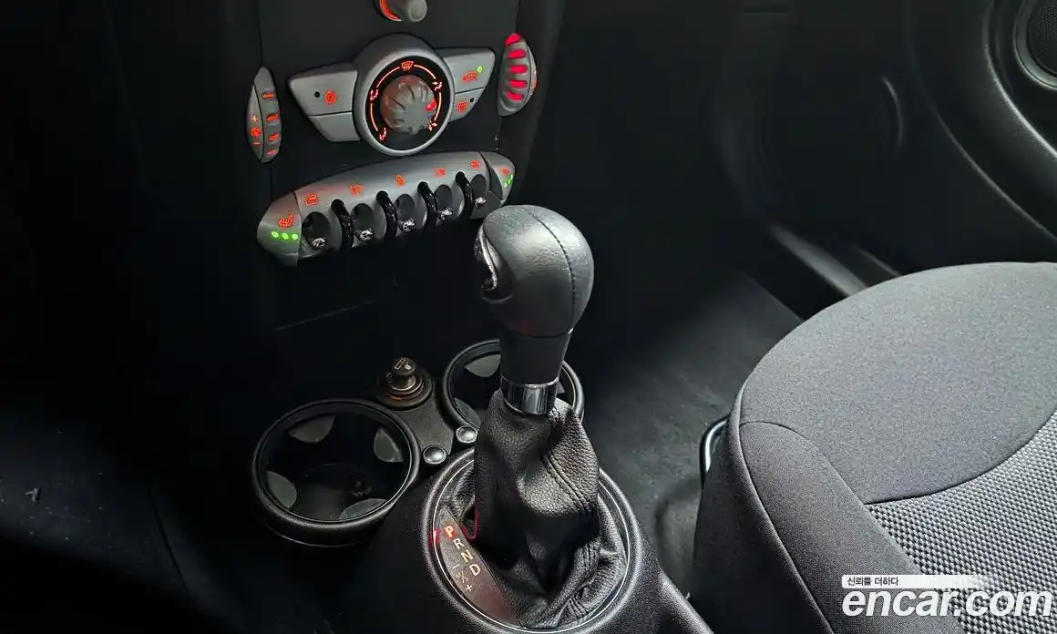 Mini Cooper 2010 1.6 Автомат в Москве № 145508, фото 8