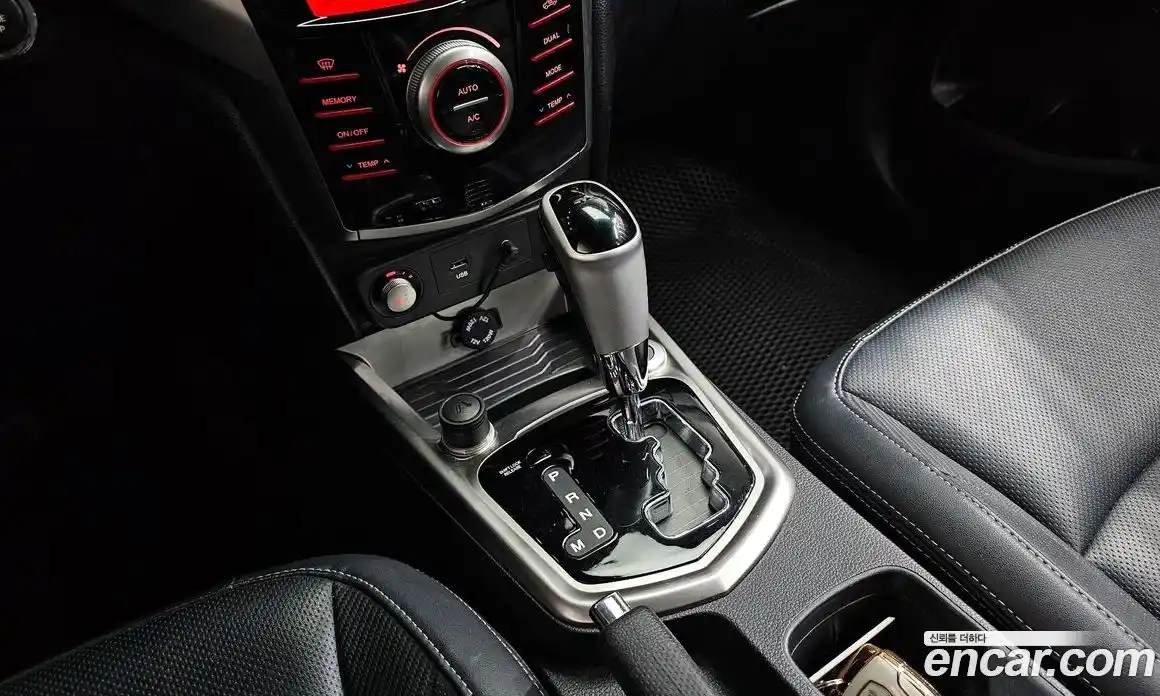 SsangYong TIBOLI 2016 1.6 Автомат в Москве № 146727, фото 15