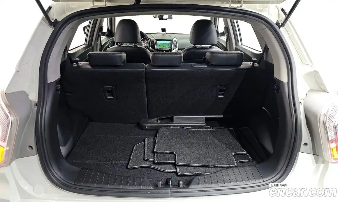 SsangYong TIBOLI 2016 1.6 Автомат в Москве № 146727, фото 3