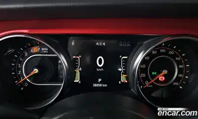 Jeep Wrangler 2023 2.0 Автомат в Москве № 147959, миниатюра 8