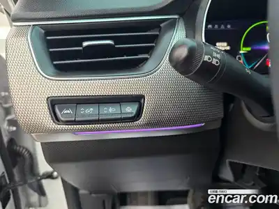 Renault Arkana 2025 1.6 Автомат в Москве № 152030, миниатюра 12