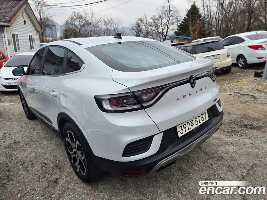 Renault Arkana 2025 1.6 Автомат в Москве № 152030, фото 4