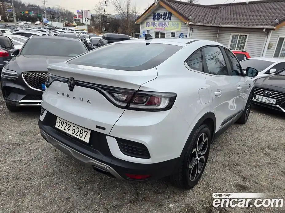 Renault Arkana 2025 1.6 Автомат в Москве № 152030, фото 6