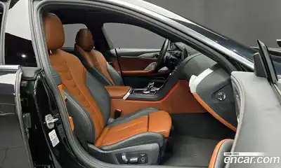 BMW 8-Series 2024 4.4 Автомат в Москве № 153608, миниатюра 8