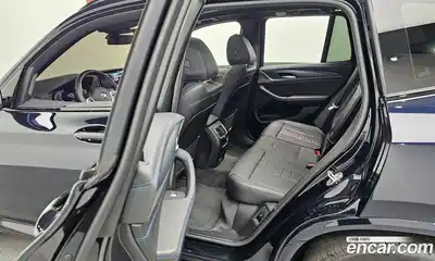 BMW iX3 2024 0.2 Автомат в Москве № 154157, миниатюра 9