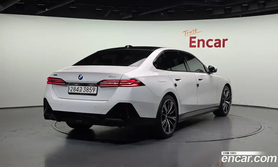 BMW 5-Series 2024 2.0 Автомат в Москве № 154290, фото 16