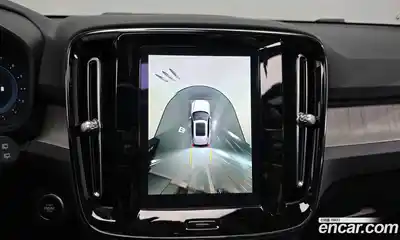 Volvo XC40 2023 2.0 Автомат в Москве № 155497, миниатюра 3