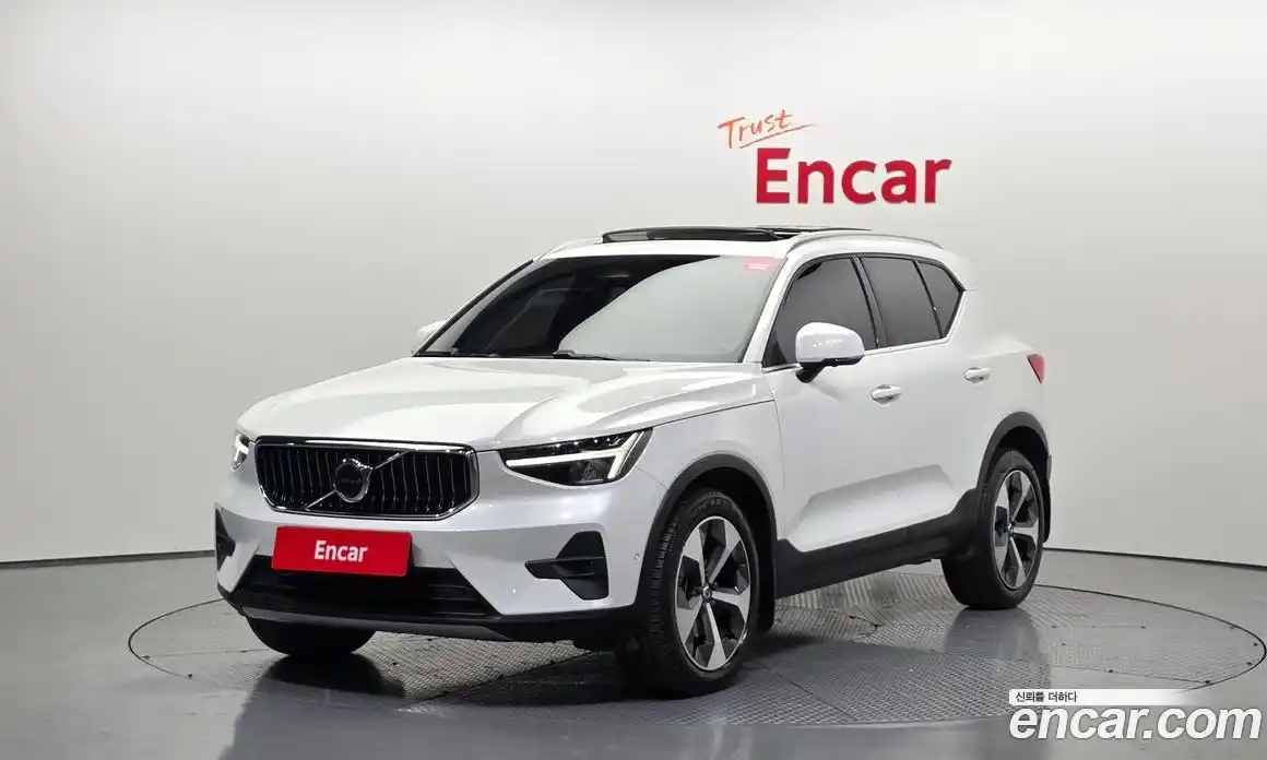 Volvo XC40 2023 2.0 Автомат в Москве № 155497, фото 7