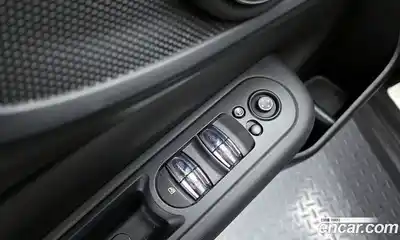 Mini Clubman 2019 2.0 Автомат в Москве № 155777, миниатюра 3