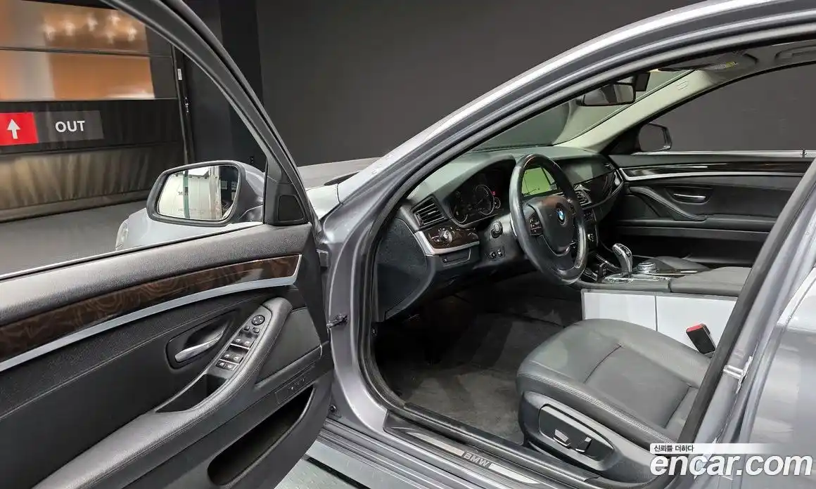 BMW 5-Series 2015 2.0 Автомат в Москве № 158327, фото 19