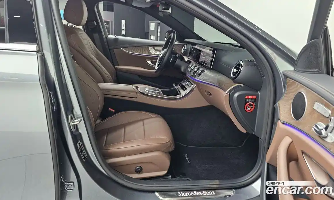 Mercedes-Benz E-Class 2022 2.0 Автомат в Москве № 160223, фото 11