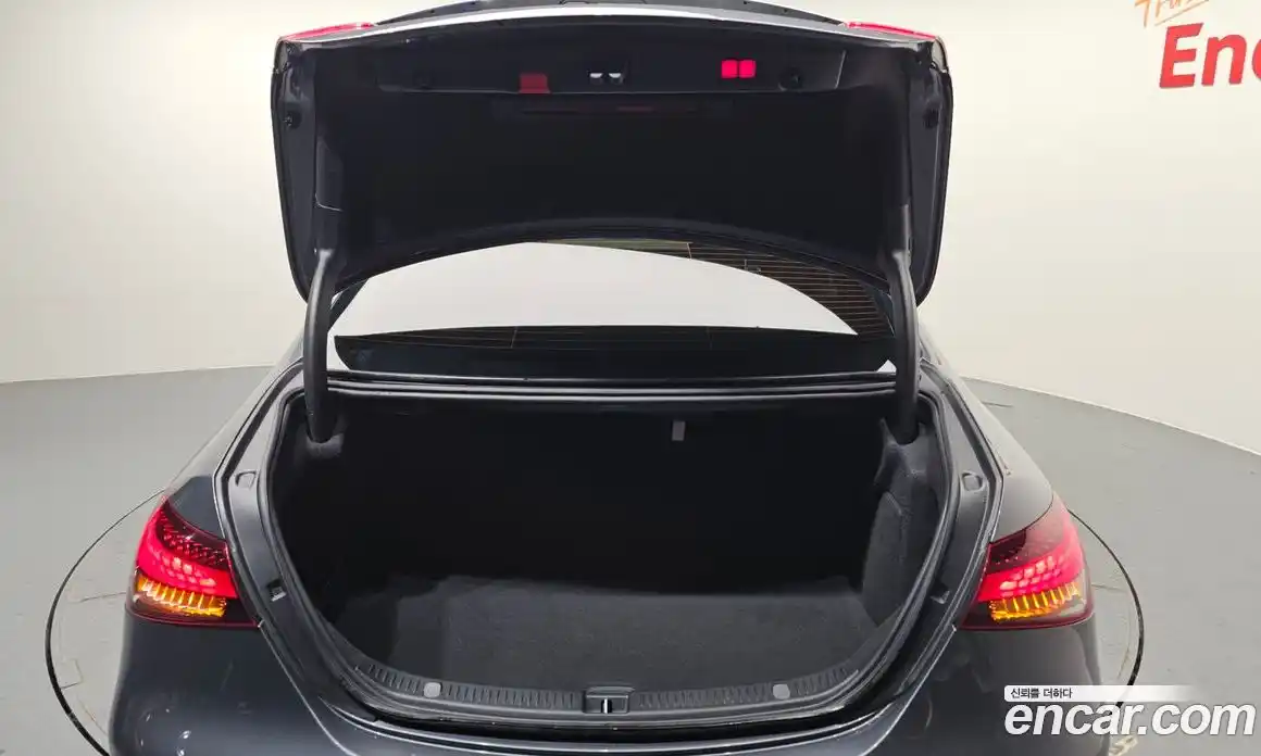 Mercedes-Benz E-Class 2022 2.0 Автомат в Москве № 160223, фото 20