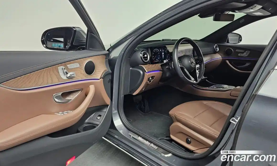 Mercedes-Benz E-Class 2022 2.0 Автомат в Москве № 160223, фото 10