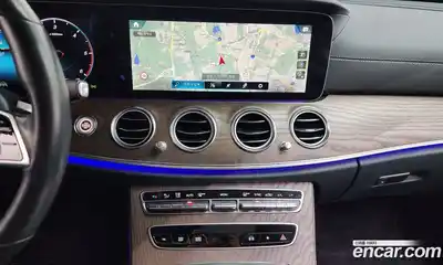 Mercedes-Benz E-Class, 2022