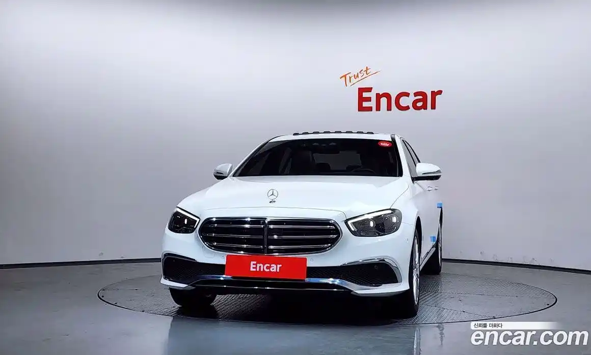 Mercedes-Benz E-Class 2022 1.9 Автомат в Москве № 160623, фото 9