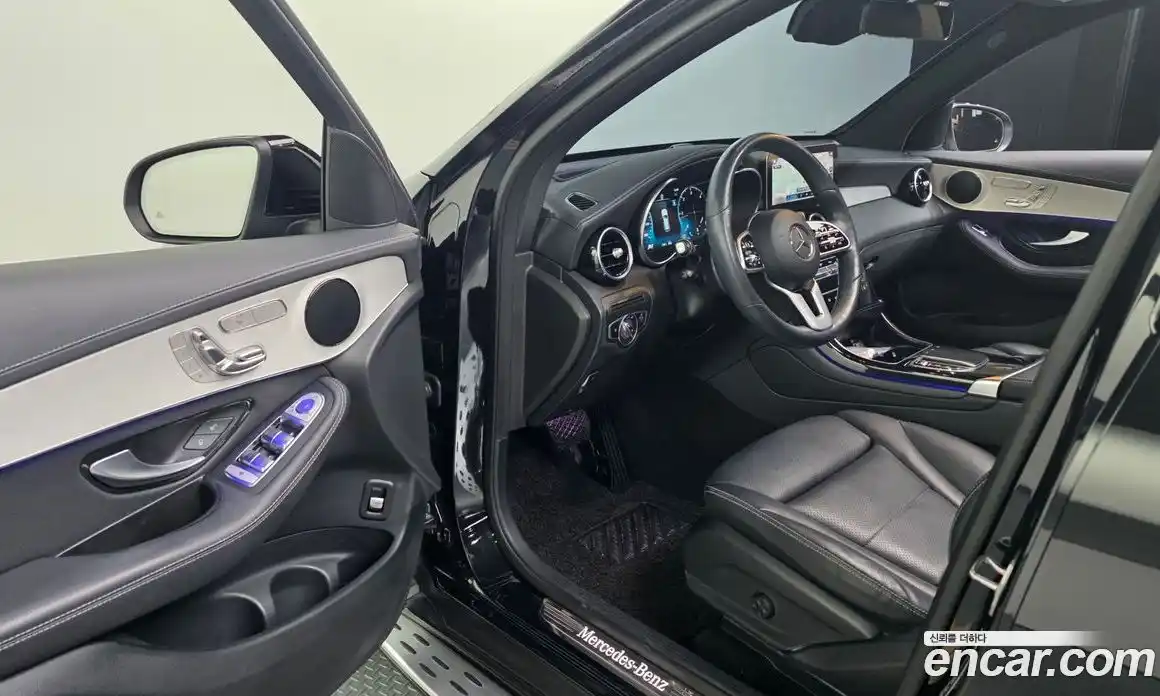 Mercedes-Benz GLC-Class 2021 1.9 Автомат в Москве № 160817, фото 17