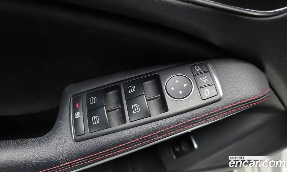 Mercedes-Benz CLA-Class 2018 2.0 Автомат в Москве № 162029, фото 15