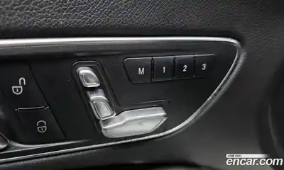 Mercedes-Benz CLA-Class 2018 2.0 Автомат в Москве № 162029, миниатюра 5