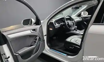 Audi A4 2015 2.0 Автомат в Москве № 163250, миниатюра 12