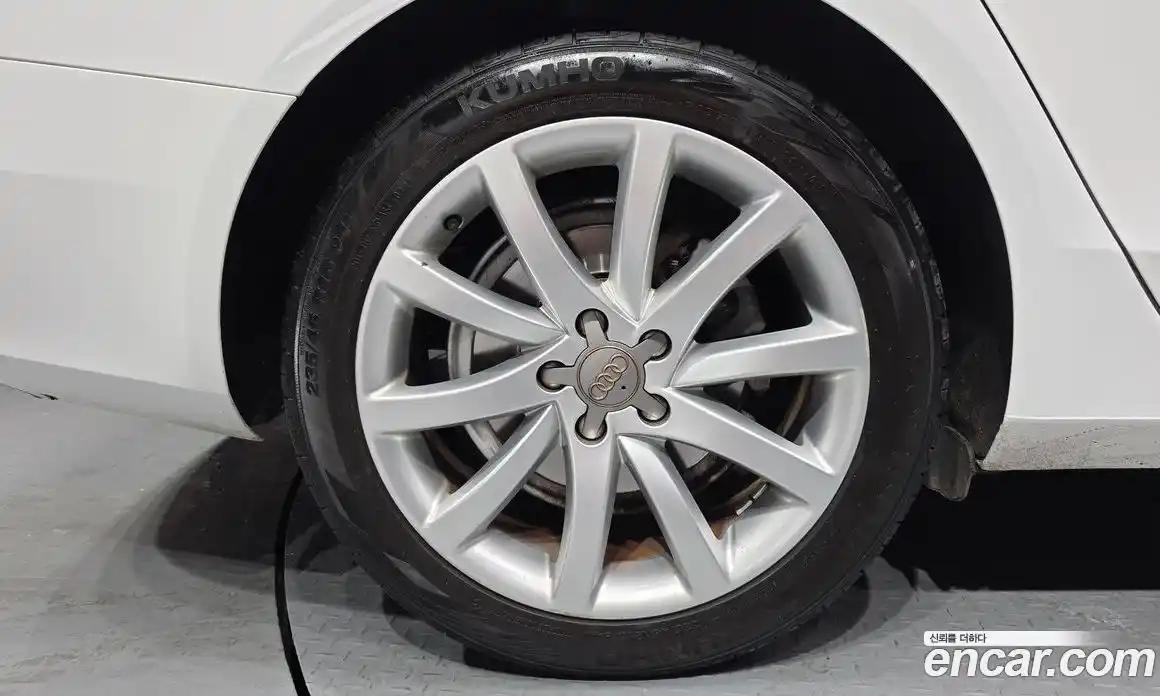 Audi A4 2015 2.0 Автомат в Москве № 163250, фото 10