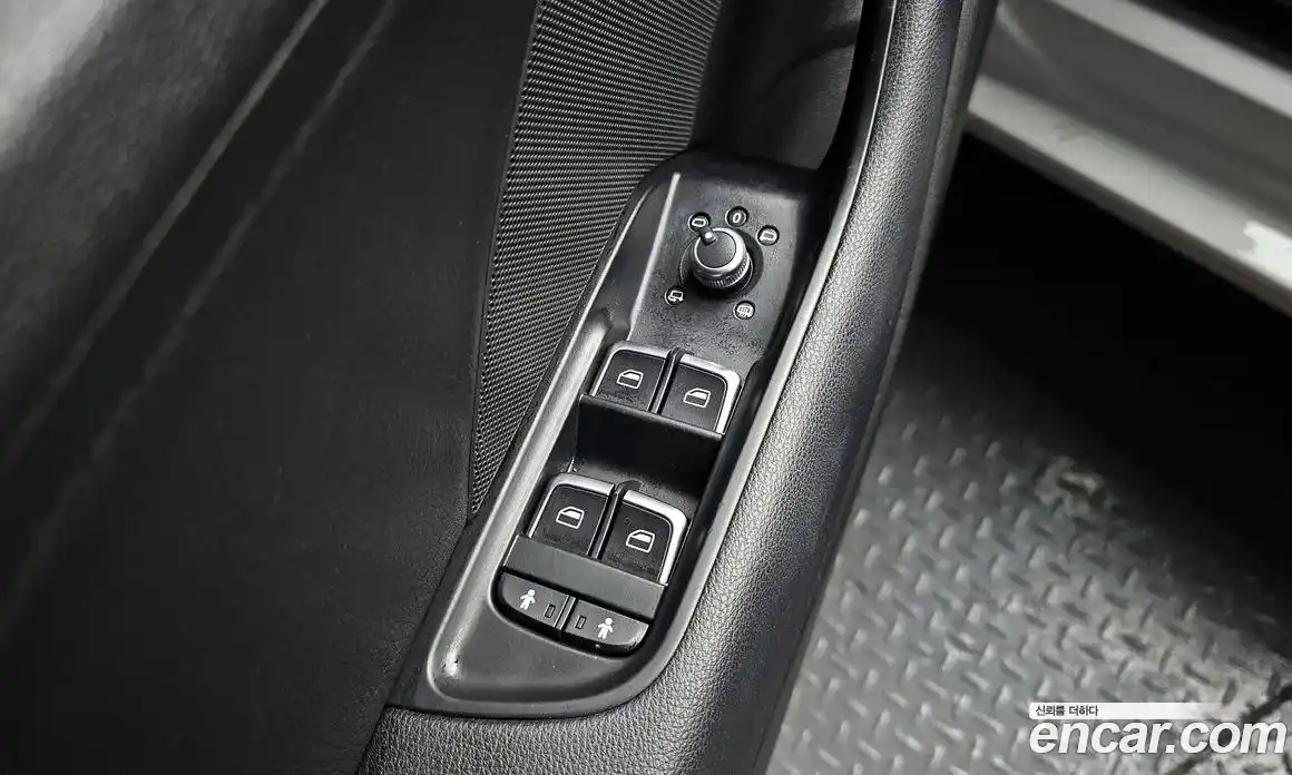 Audi A3 2015 1.6 Автомат в Москве № 163284, фото 19