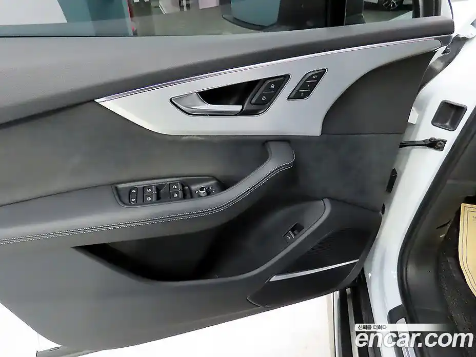 Audi Q7 2023 3.0 Автомат в Москве № 163937, фото 15