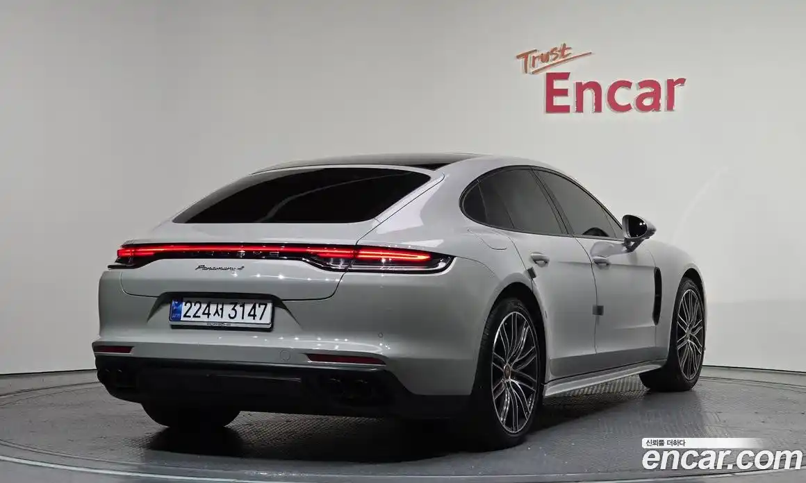 Porsche Panamera 2023 2.9 Автомат в Москве № 165245, фото 13