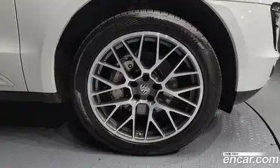 Porsche Macan 2017 3.0 Автомат в Москве № 165566, миниатюра 12