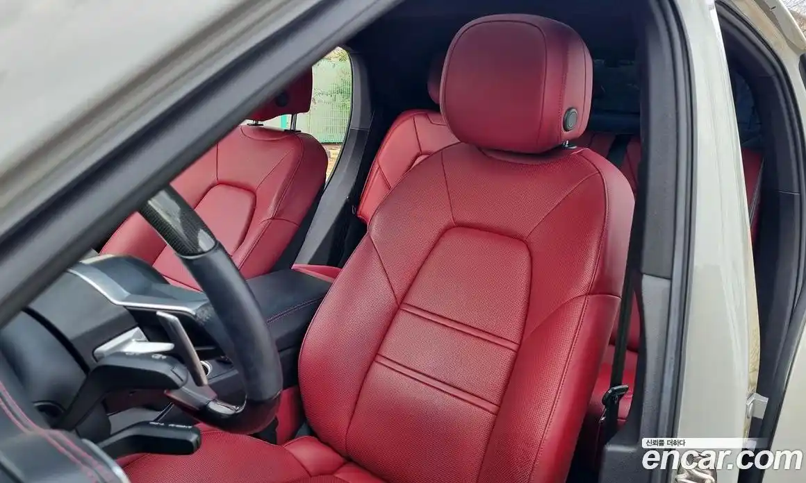 Porsche Cayenne 2020 3.0 Автомат в Москве № 165883, фото 12