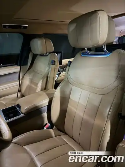 Land Rover Range-Rover 2024 4.4 Автомат в Москве № 166037, миниатюра 7