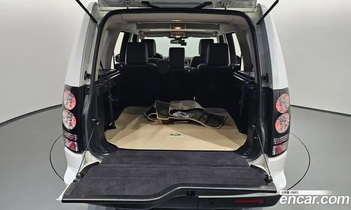 Land Rover Discovery 2014 3.0 Автомат в Москве № 166566, фото 20