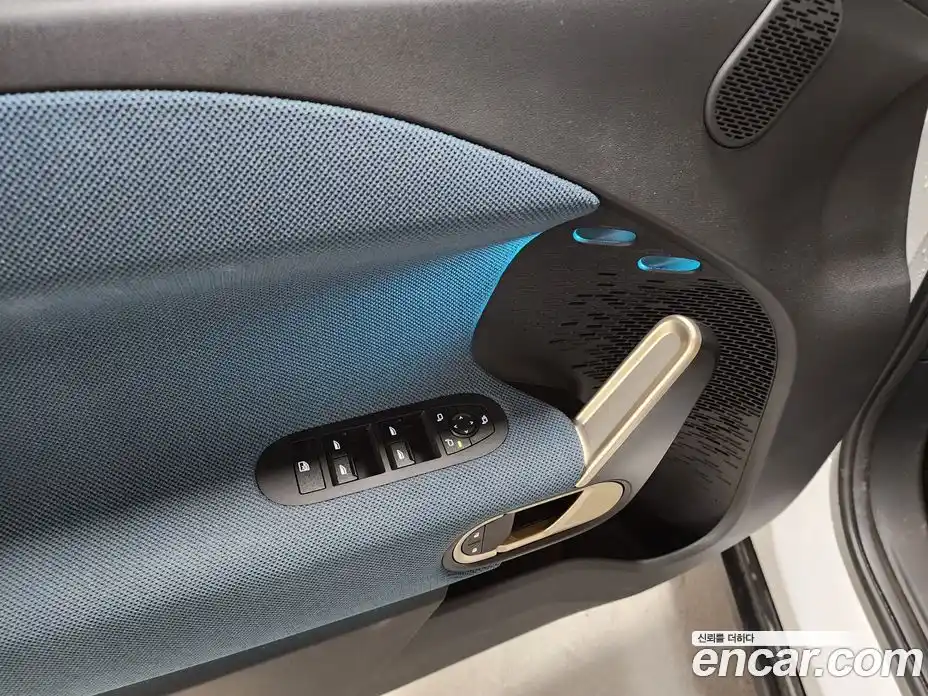 Mini Aceman 2025 0.1 Автомат в Москве № 167369, фото 13