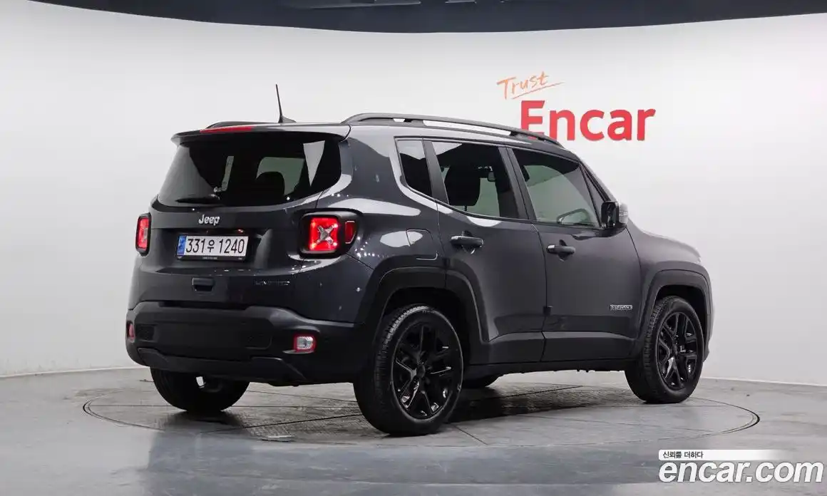 Jeep Renegade 2022 1.3 Автомат в Москве № 169432, фото 6