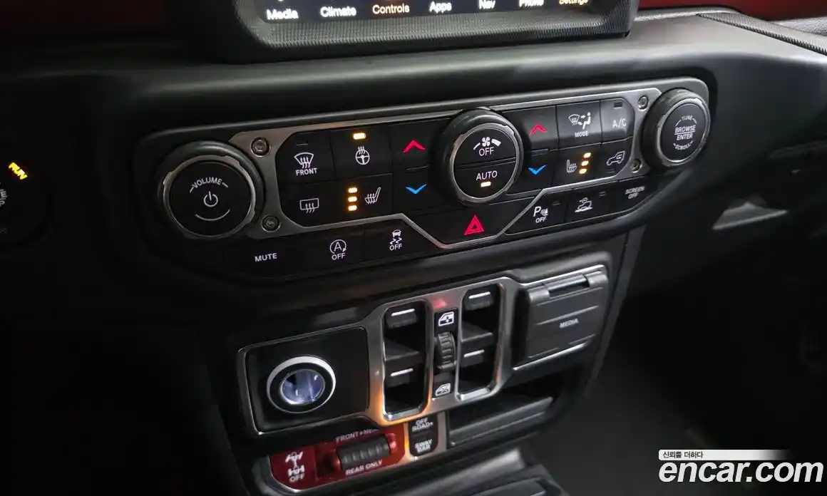 Jeep Wrangler 2022 2.0 Автомат в Москве № 169449, фото 11