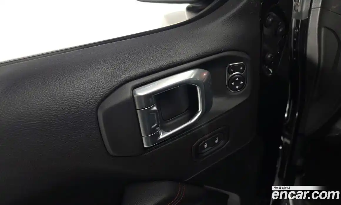 Jeep Wrangler 2022 2.0 Автомат в Москве № 169449, фото 10