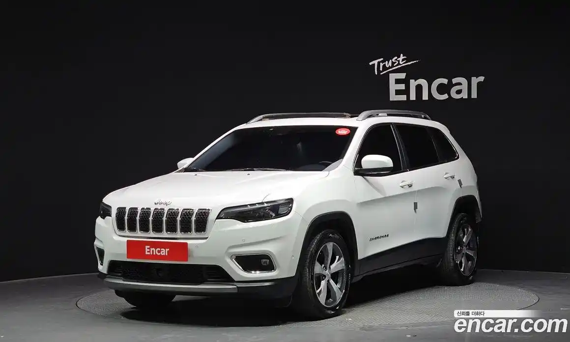 Jeep Cherokee 2020 2.4 Автомат в Москве № 169533, фото 1