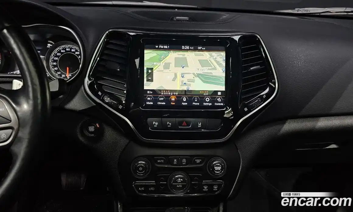 Jeep Cherokee 2020 2.4 Автомат в Москве № 169533, фото 14